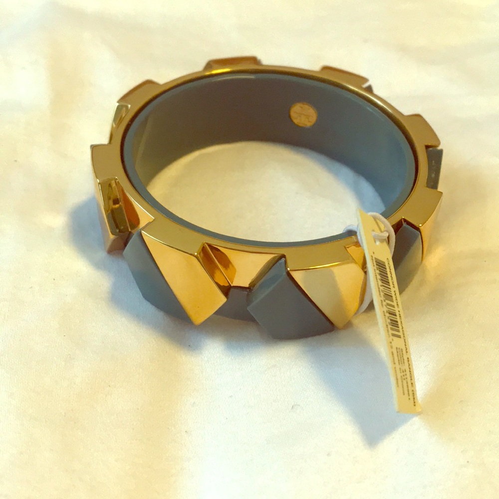 Tory Burch Connor wide hexagonal bangle small